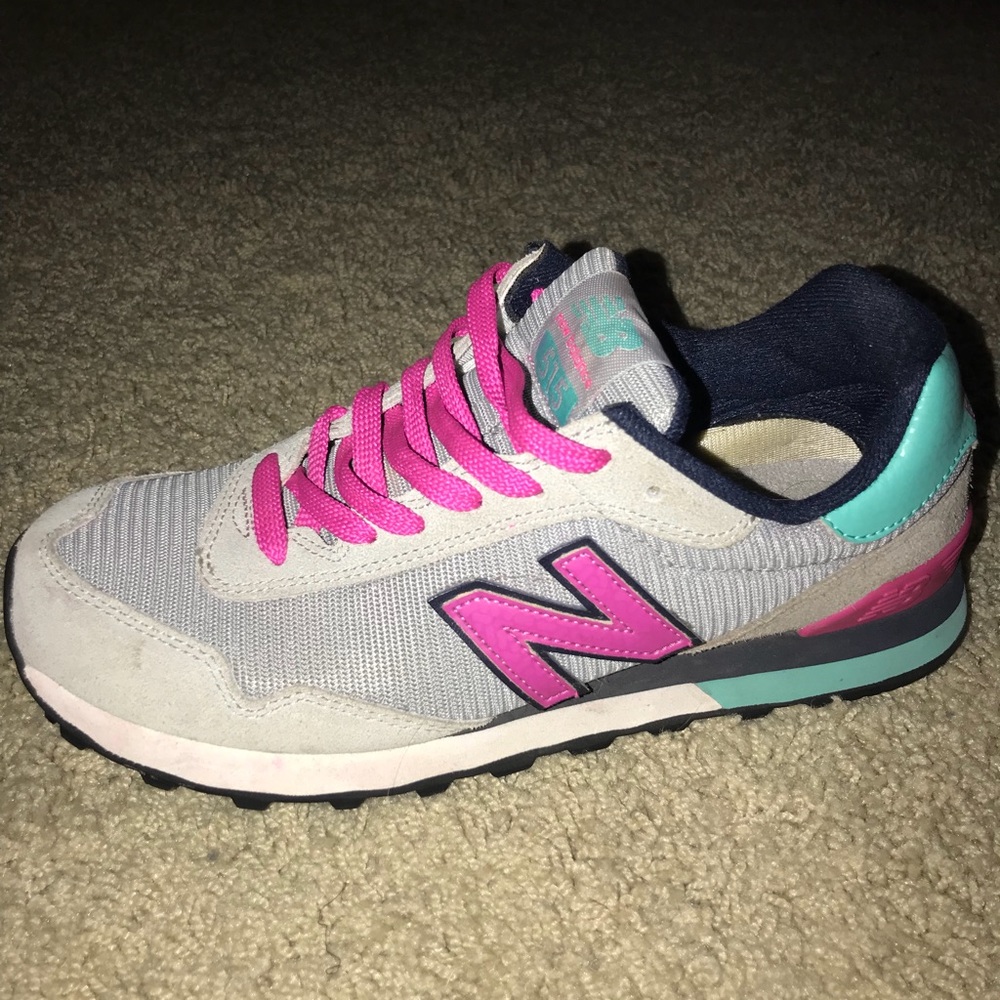 Women’s New Balance Tennis Shoes